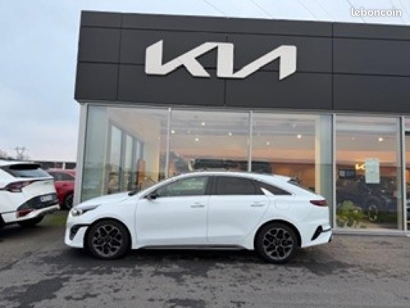 Kia ProCeed 1.5 T-GDi 140ch GT-line Premium DCT7 (image 4)