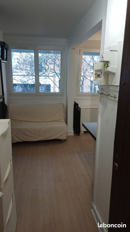 Appartement 1 pièce 14 m² · à Paris · 14,2 m² · 695 €/mois
