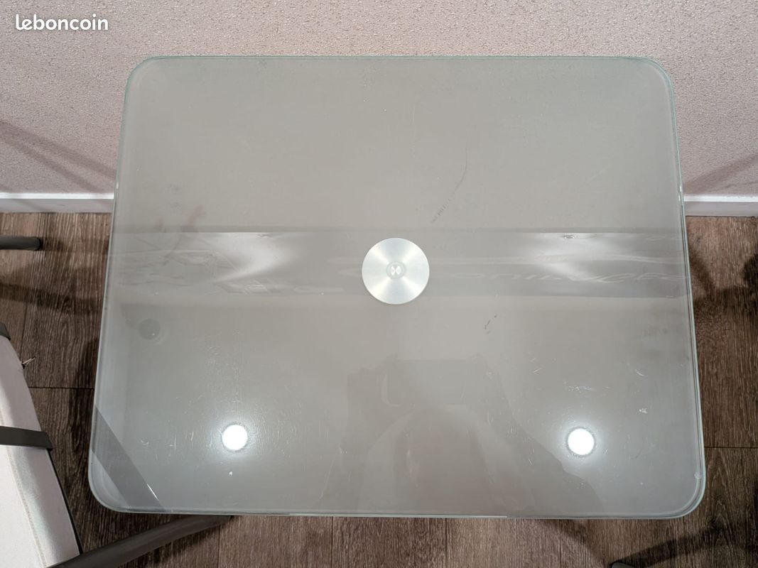 Petite table en verre (image 2)