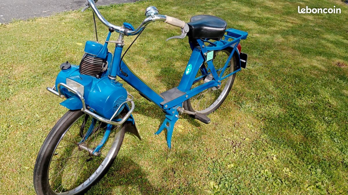 Yellow Velosolex 3800 No Reserve: 1968 Velosolex Solex 3800 For