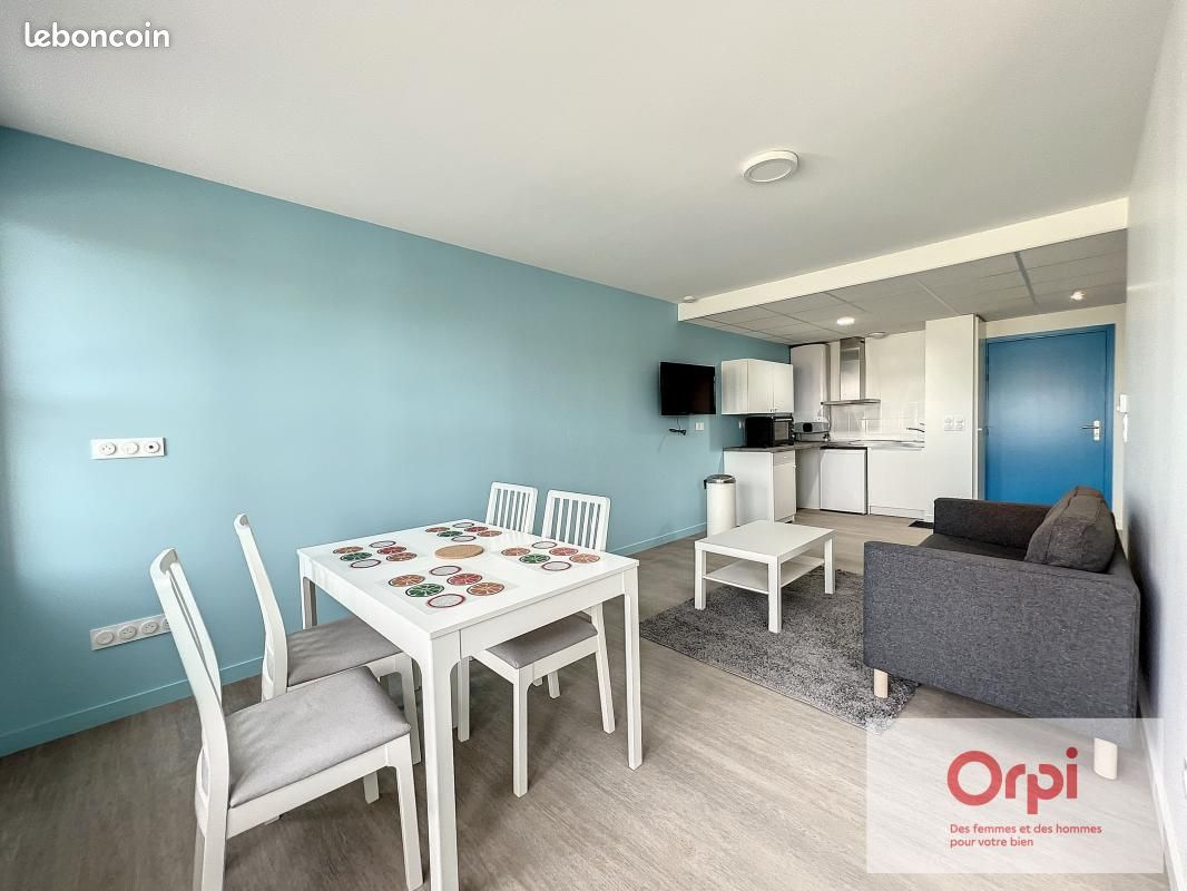 Appartement 1 pièce 39 m² · à Désertines · 39 m² · 365 €