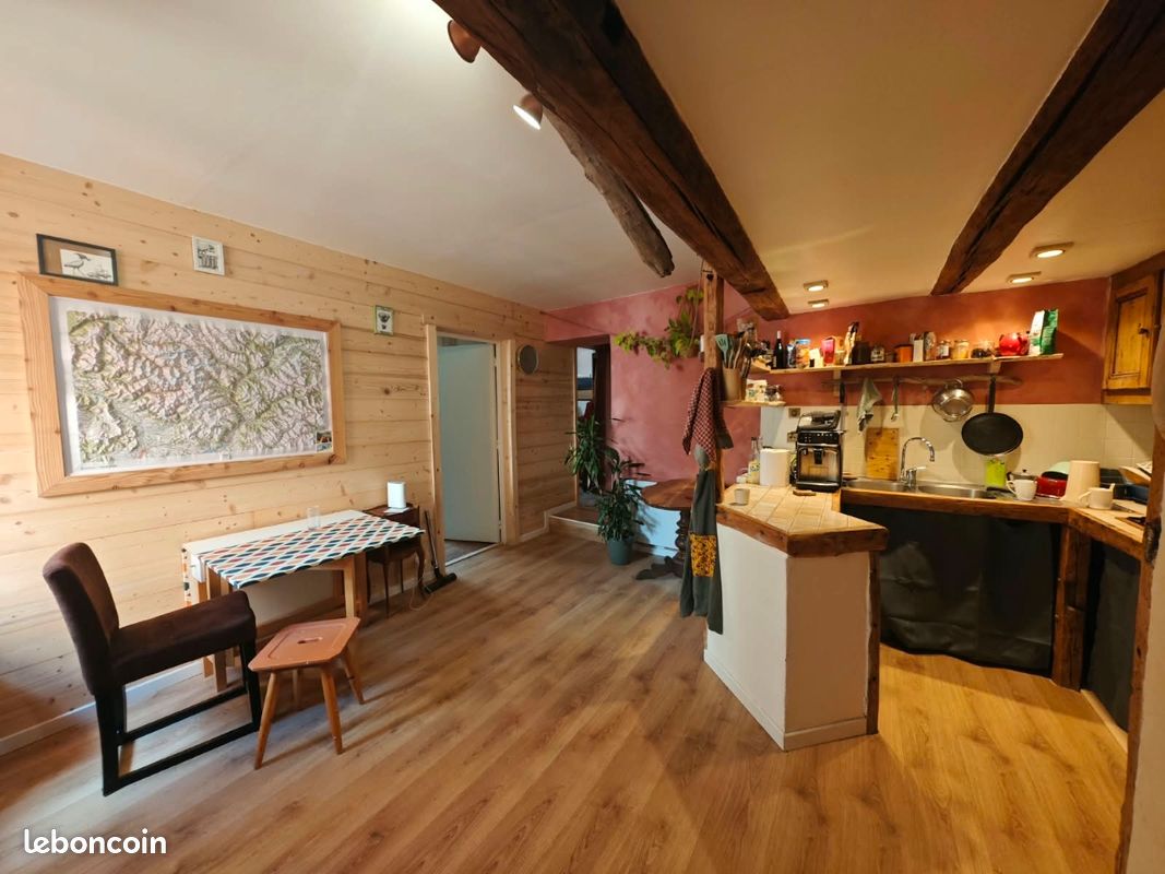 Appartement 3 pièces 48 m² · à Briançon · 48 m² · 580 €/mois
