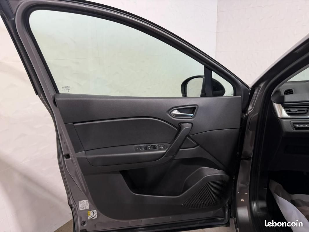 Renault Captur Blue dCi 115 EDC Business (image 29)