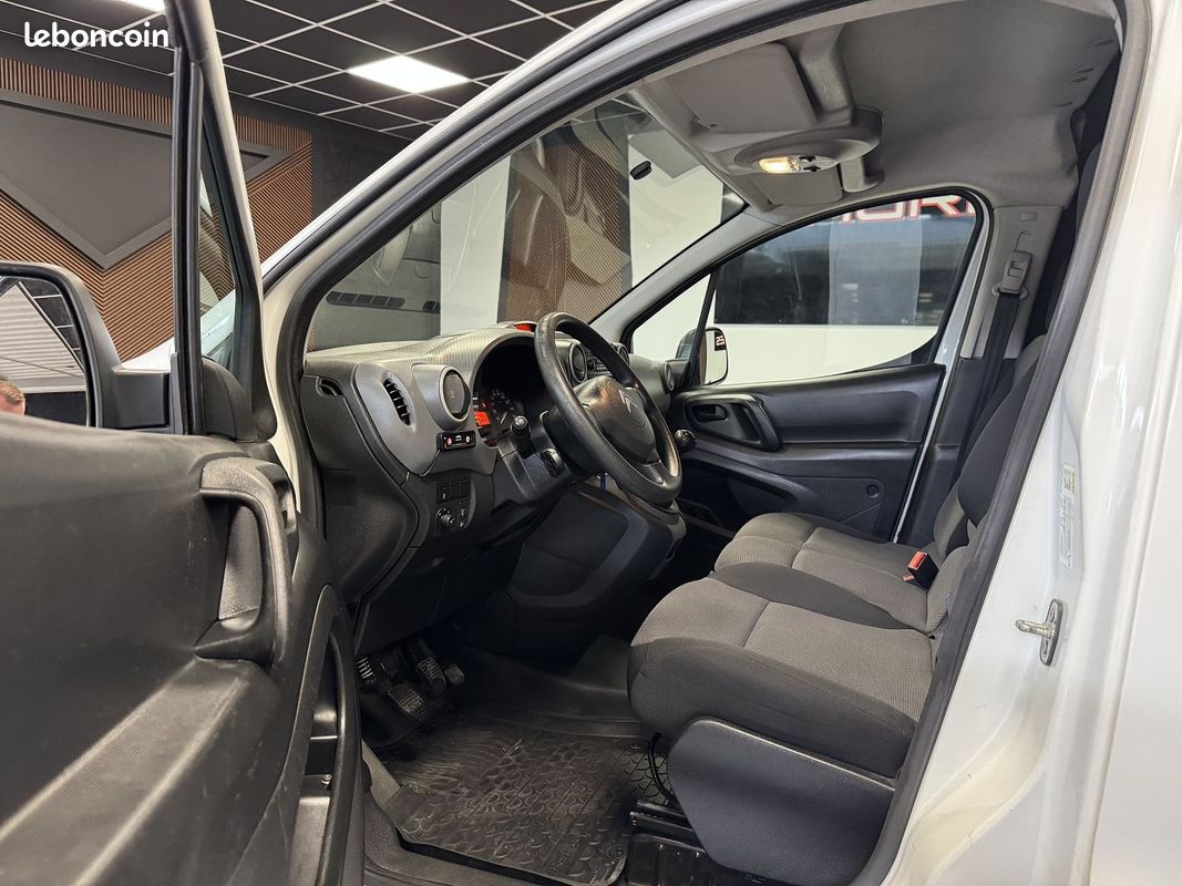 Citroen BERLINGO XL 1.6 BLUEHDI 100 CV TVA 3 PLACES (LAURENT AUTO) (image 10)