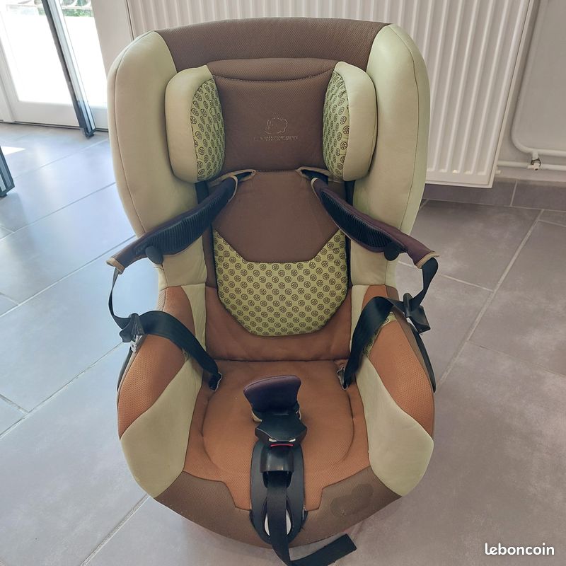 Siège auto Pivotant Axiss Bébé Confort (image 1)