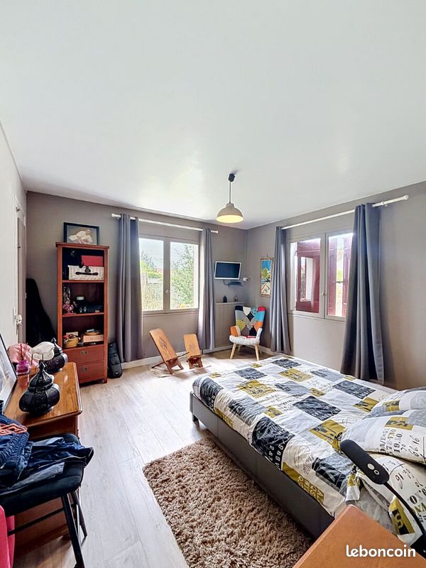 Maison 5 pièces 140 m² (image 6)
