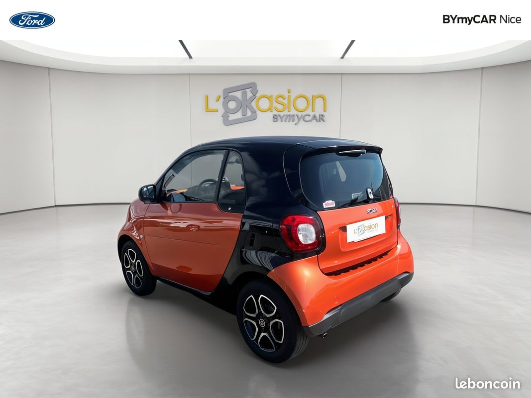 SMART Fortwo Coupé 1.0 71 ch S&S BA6 Passion (image 3)