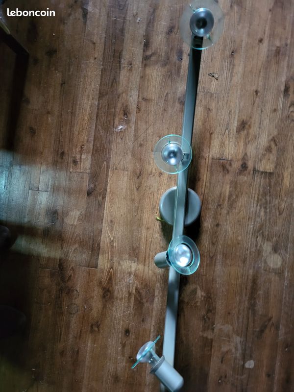 Lustre moderne a spots orientables (image 2)
