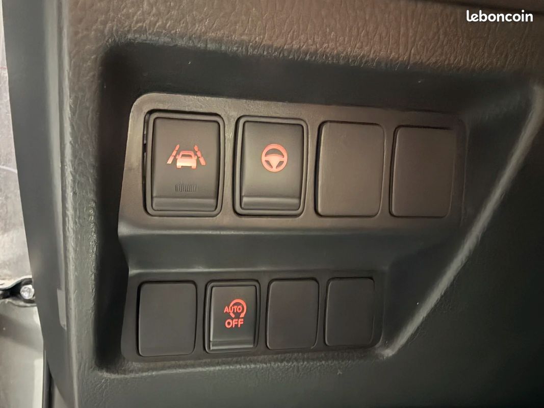 Nissan QASHQAI 1.3 TECKNA (image 24)