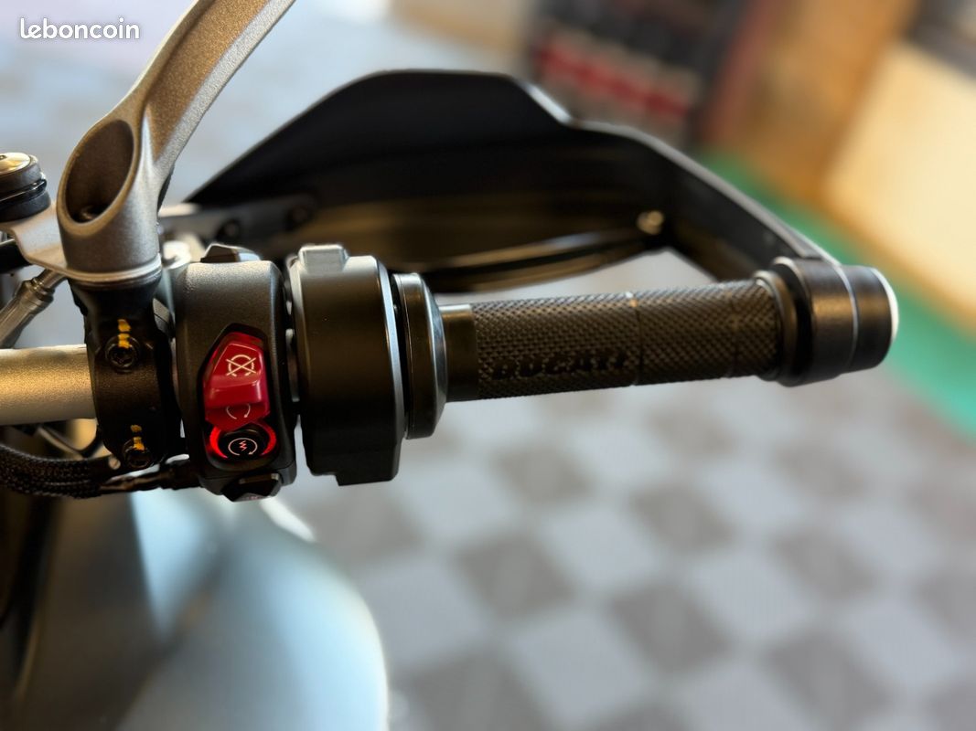 Ducati multistrada v4s / suivi ducati (image 16)