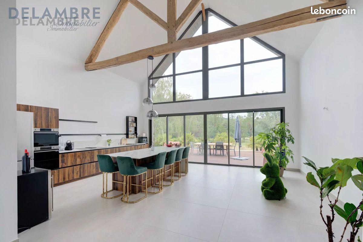 Maison 8 pièces 297 m² · à Veigné · 297 m² · 854 900 €