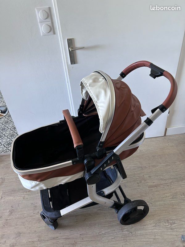 Poussette pour bébé marron (image 1)