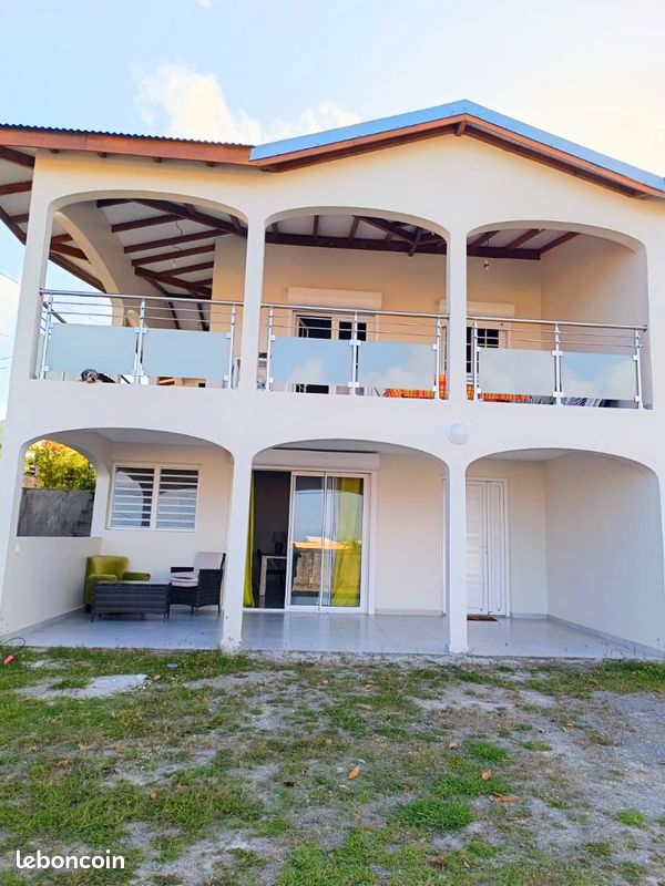 Appartement 3 pièces 80 m² · à Le Gosier · 80 m² · 1 200 €/mois