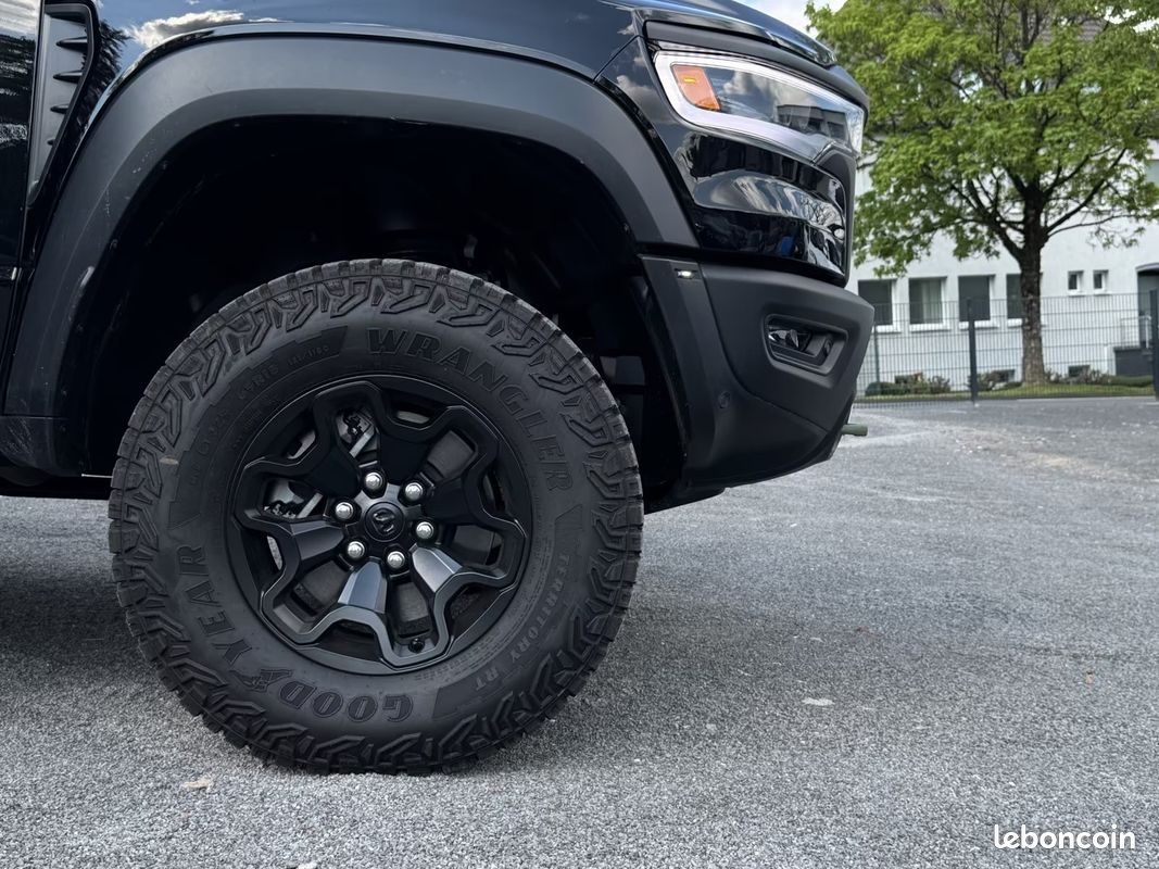 Dodge RAM 1500 RHO Hurricane 3.0 548 ch 4x4 – Rhino Pack – HUD – Harman Kardon – Pano - TVA Récupérable (image 16)