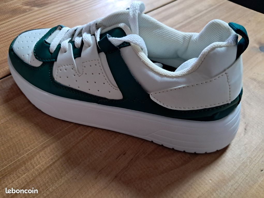 Baskets femme Shein blanc/vert pointure 38 Chaussures - Main Image