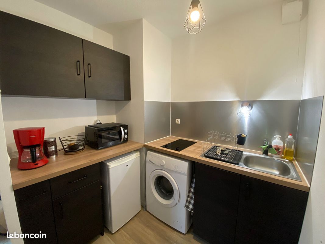Appartement 1 pièce 31 m² - Pau 64000 (image principale 2)