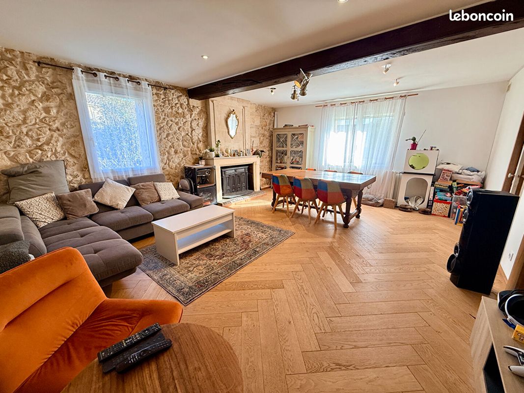 Maison 6 pièces 150 m² · à Saint-Loubès · 150 m² · 348 000 €