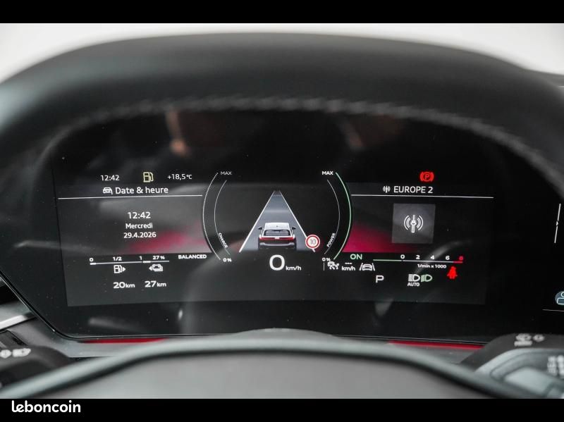 Audi A5 Avant 2.0 e-hybrid 299ch S line quattro S tronic 7 (image 9)