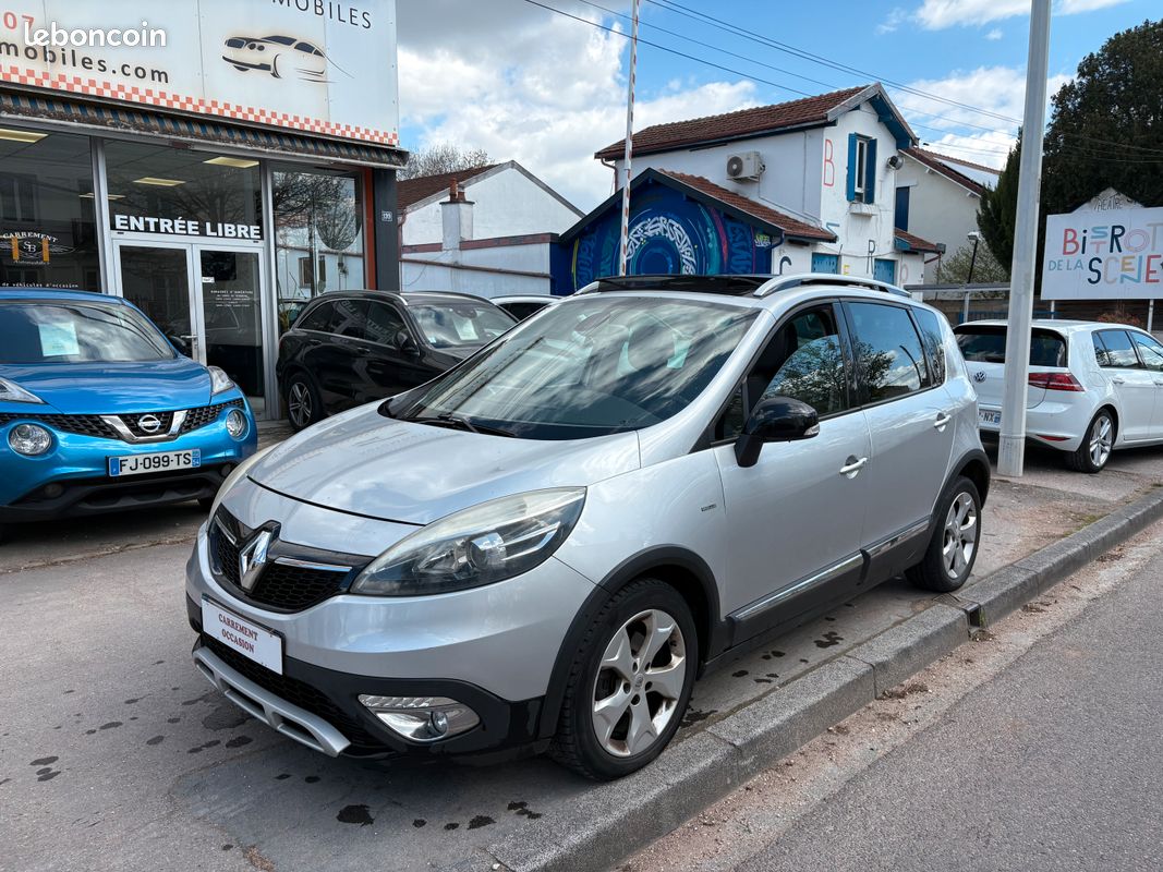 RENAULT SCENIC 1,5 DCI 110 ch BOSE EDC (image 1)