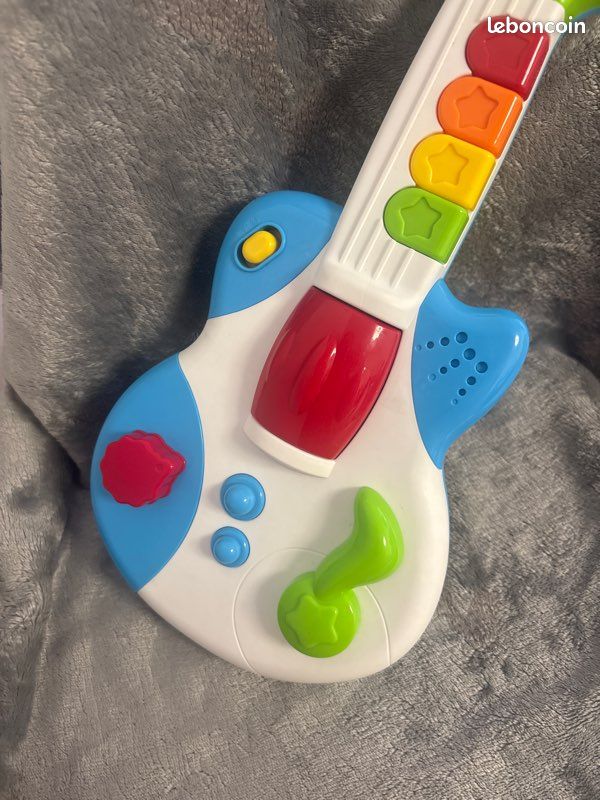 Guitare éveil (image 2)