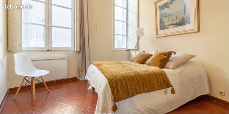 Appartement 2 pièces 41 m² · à Aix-en-Provence · 41 m² · 990 €
