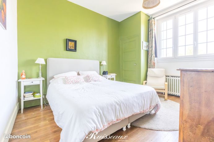 Maison 12 pièces 242 m² — 8