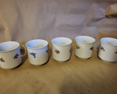 Lot De 5 Sous-tasses Anciennes En Porcelaine De Chauvigny, Occasion Avec Marques D'usure - Vintage Français