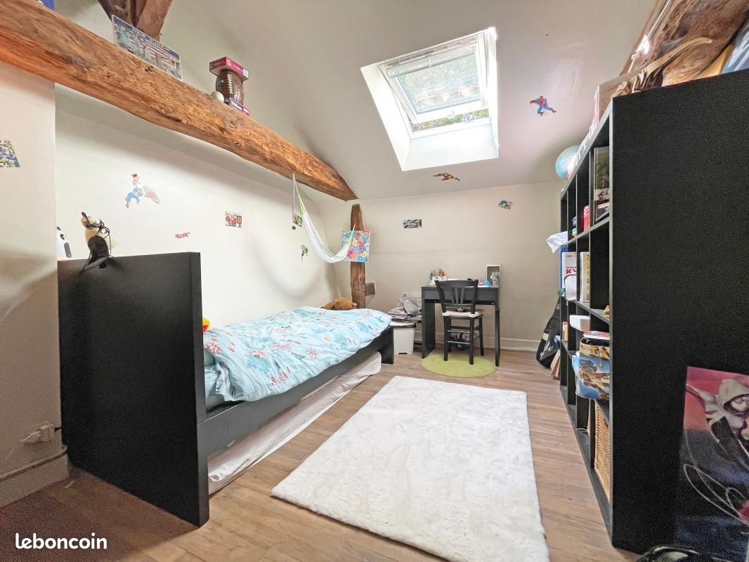 Propriété 11 pièces 247 m² (image 14)
