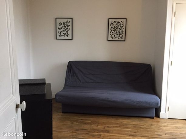 https://img.leboncoin.fr/api/v1/lbcpb1/images/c9/d0/85/c9d0855733a1ce516075b1081a5598b5f0b933a7.jpg?rule=ad-image