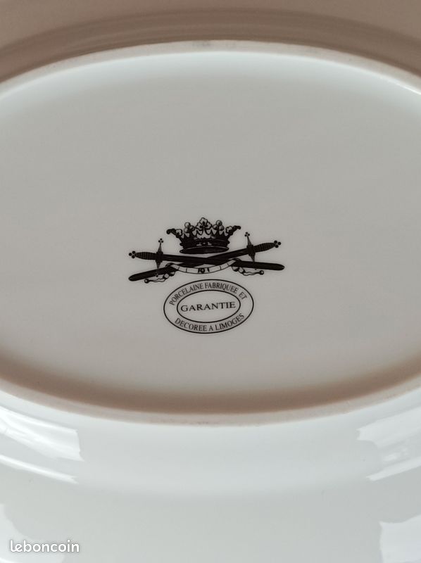 Cafetière - saladier - soupière en porcelaine de Limoges (image 8)