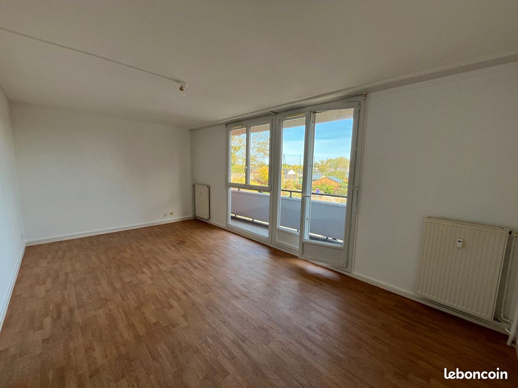 Appartement 3 pièces 73 m² · à Trélazé · 73 m² · 111 000 €