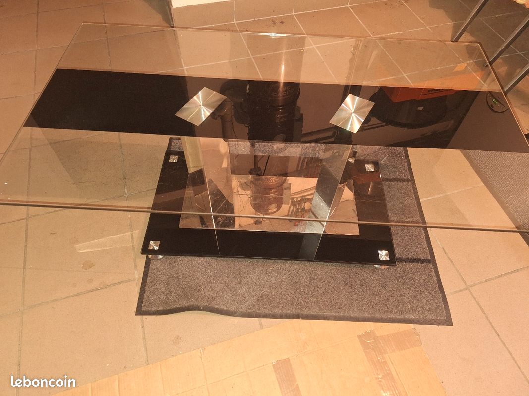 Table basse en verre (image 2)
