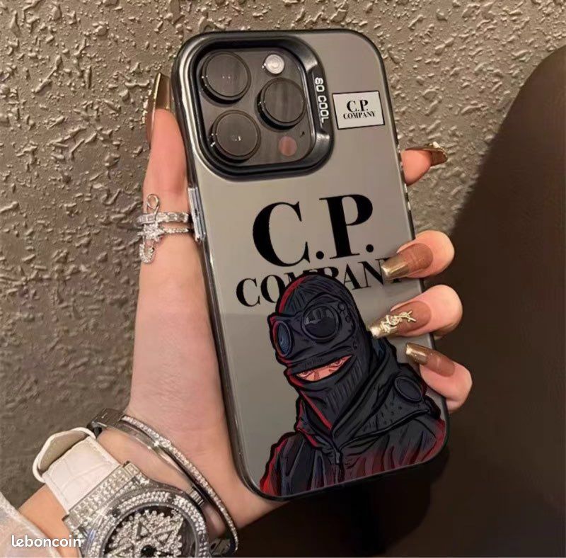 Coque Iphone 15 CP Company - Accessoires téléphone & Objets connectés