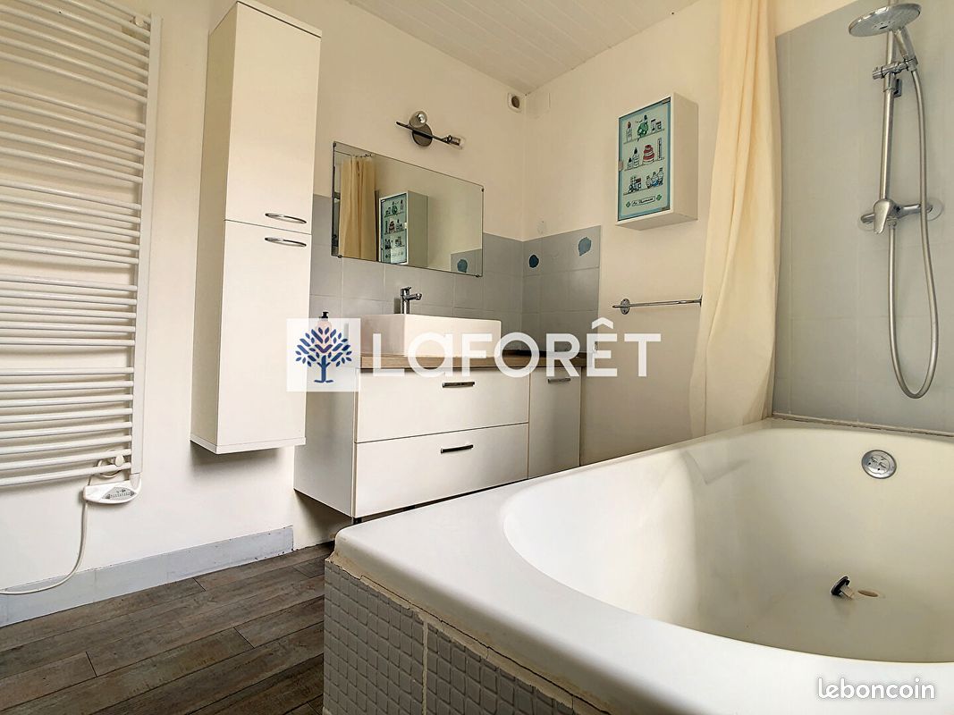 Maison 4 pièces 90 m² - Thouars 79100 (image principale 9)