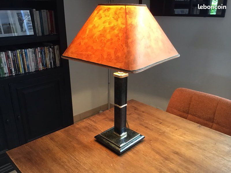 Lampe de salon à poser (image 1)