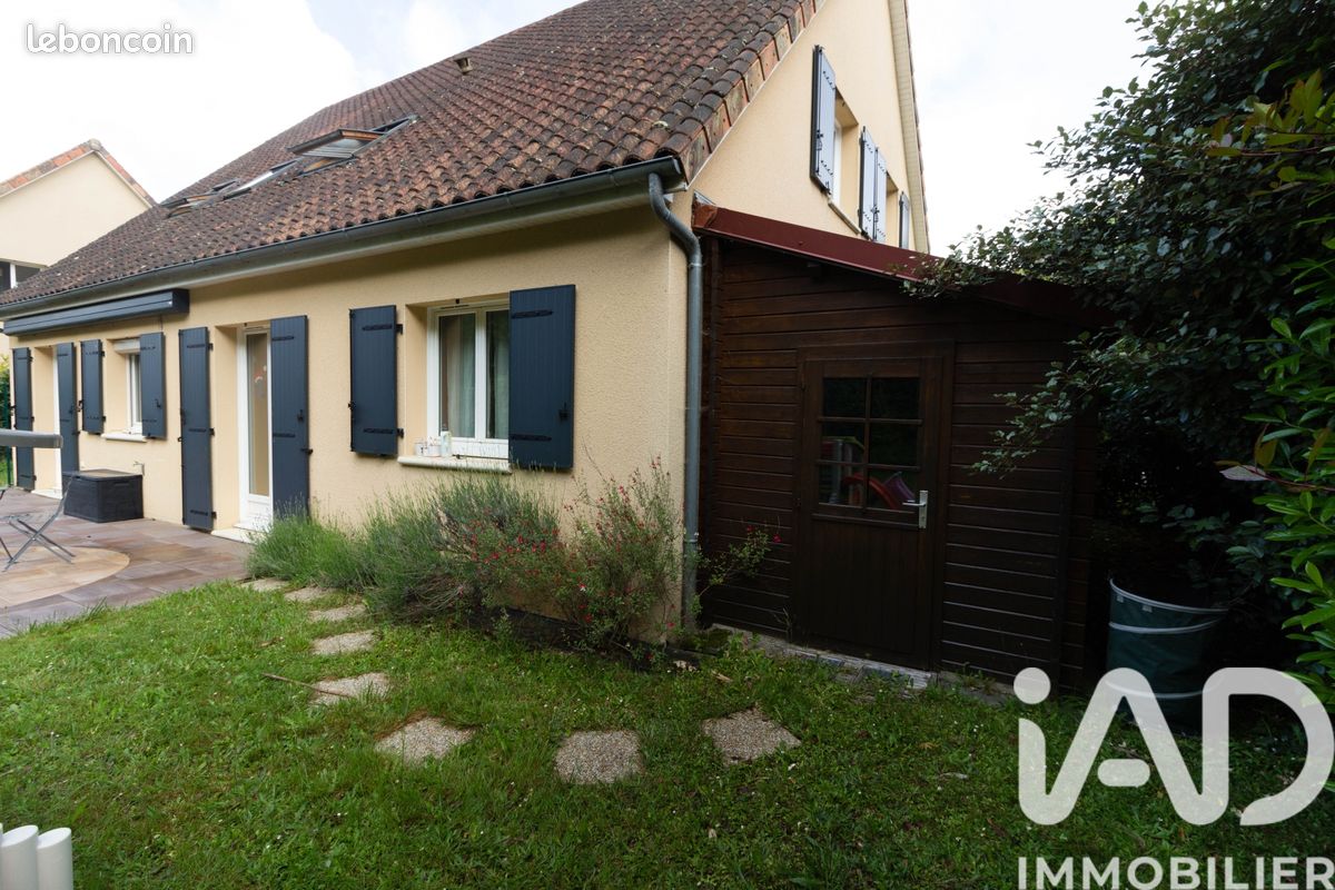 Maison 6 pièces 165 m² · à Condat-sur-Vienne · 165 m² · 270 000 €