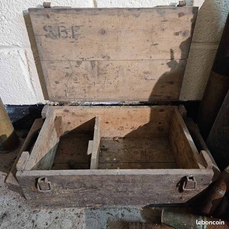 Boite a munition (image 1)