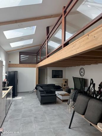 Loue petite maison très lumineuse