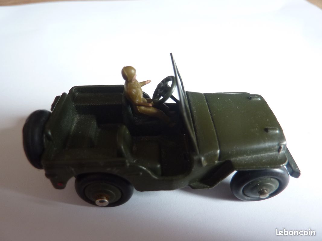 DINKY TOYS Jeep militaire sans crochet ni pilote siége creux véritable 80b