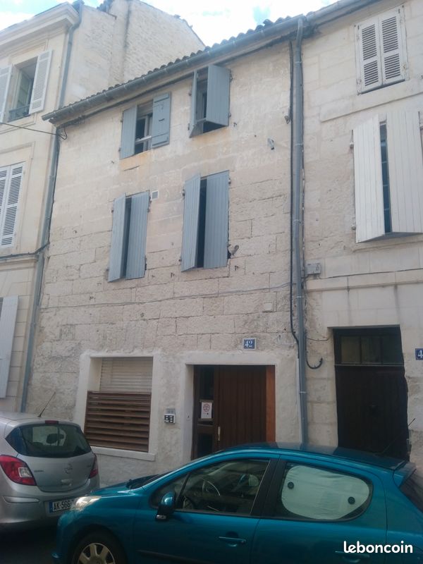 Appartement 2 pièces 38 m² · à Saintes · 38 m² · 495 €