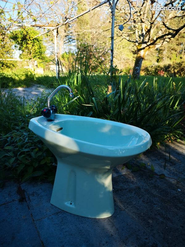 Lavabo + bidet + baignoire + paroi de douche (image 2)
