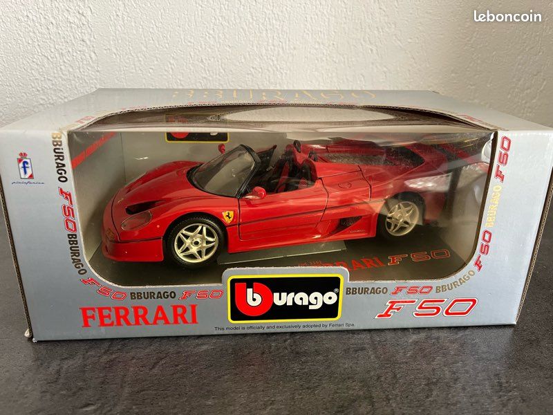 Ferrari F50 1995 Miniature Burago 1/18 - Couleur Champagne - Occasion Sans Boîte