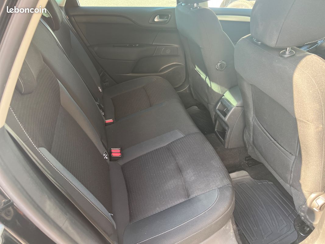 Citroen c4 1.6 bluehdi 100 ch millenium business start-stop / car play (image 30)
