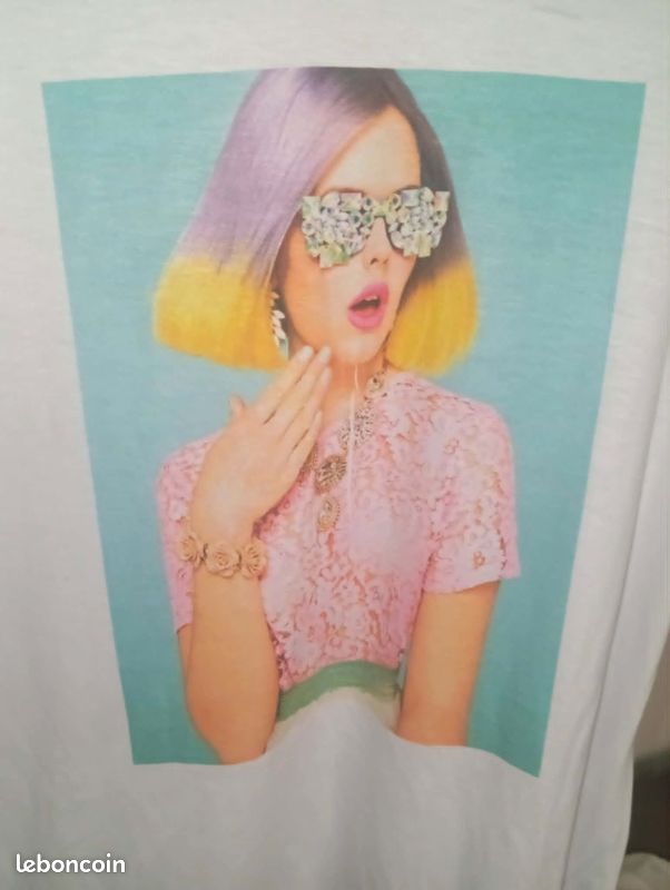 Tee shirt blanc motif femme (image 3)