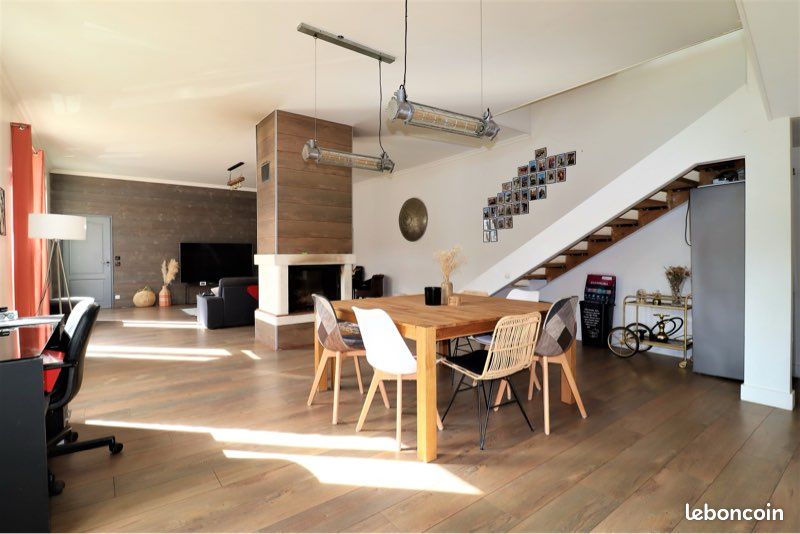 Maison 6 pièces 166 m² · à Beynes · 166 m² · 320 000 €