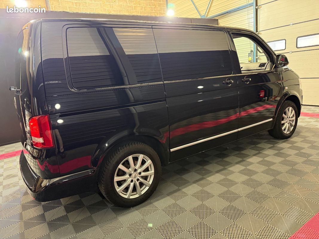 VOLKSWAGEN TRANSPORTER COMBI 2.0 BiTDI 180 FAP Court 9pl (image 2)