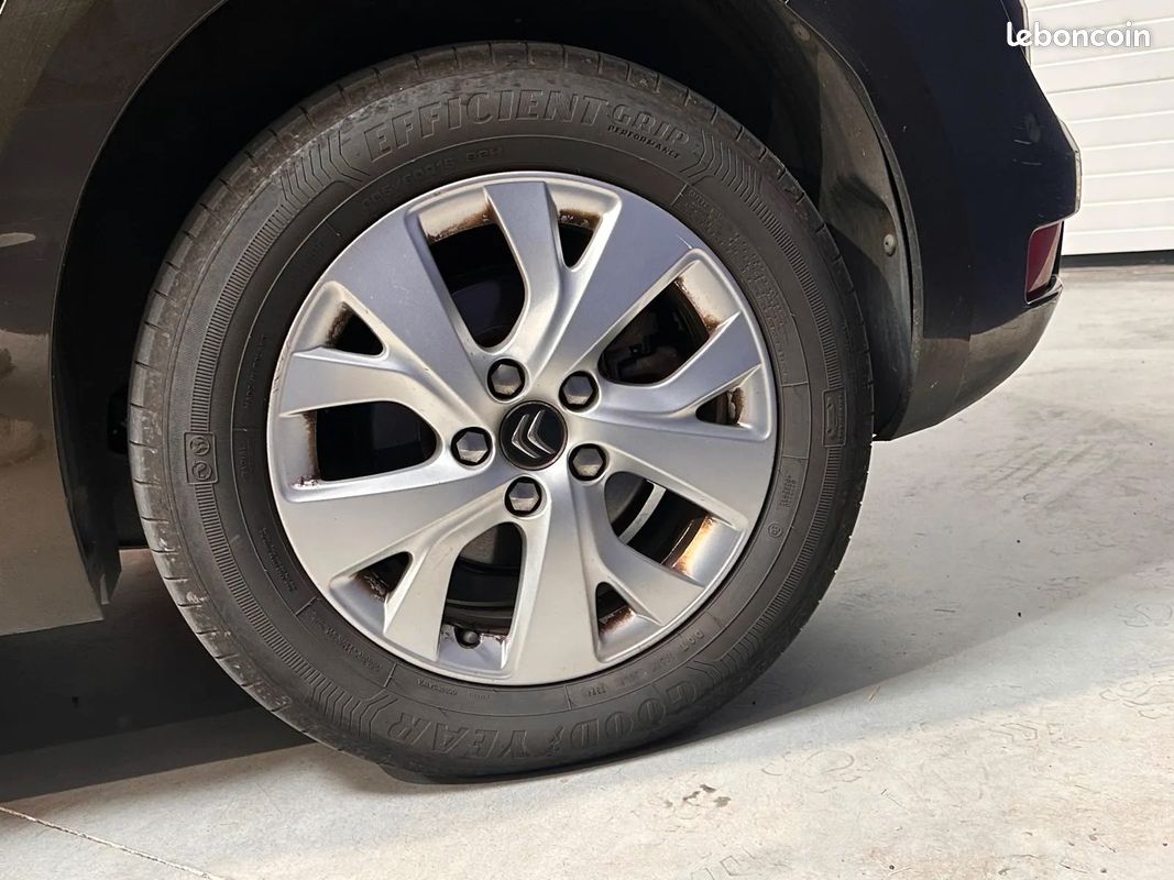 CITROEN C4 Picasso 1.6 HDi 112ch Confort - 2013 - 193 000 km - Suivi complet - Courroie + Révision faite (image 25)