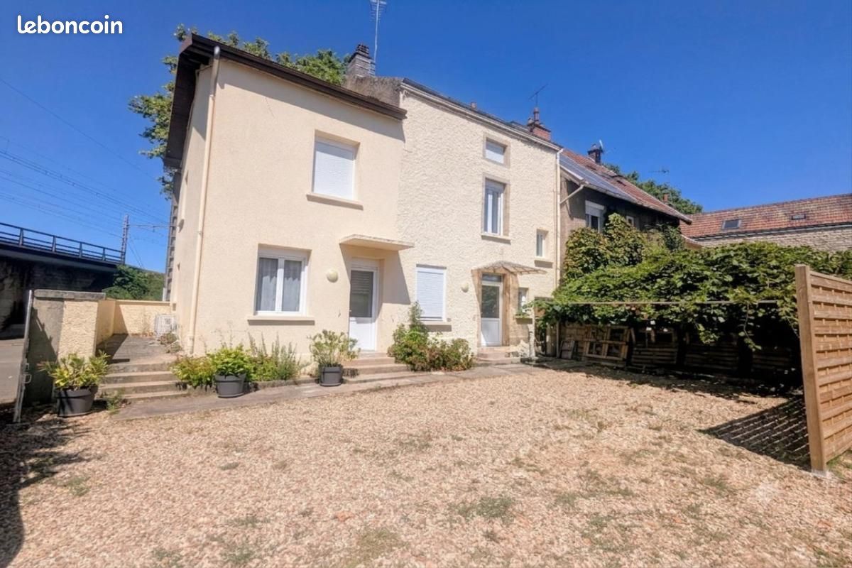 Maison 7 pièces 180 m² · à Beaune · 180 m² · 325 000 €