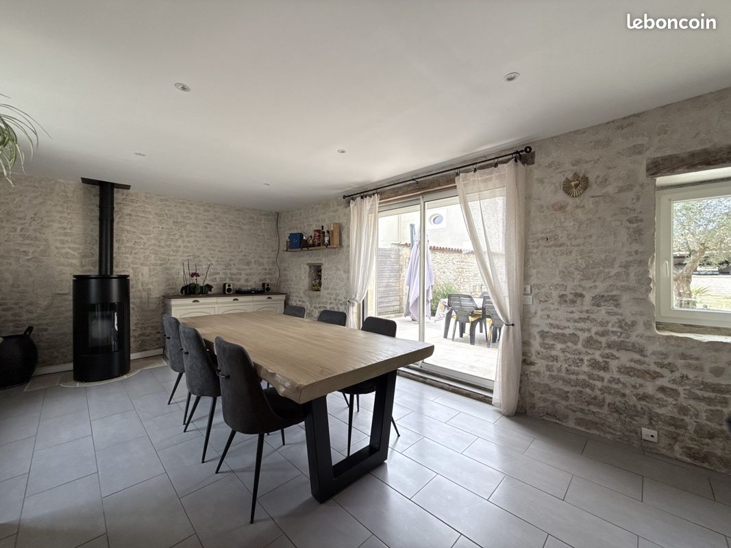 Maison 4 pièces 95 m² · à Salles-sur-Mer · 95 m² · 312 100 €