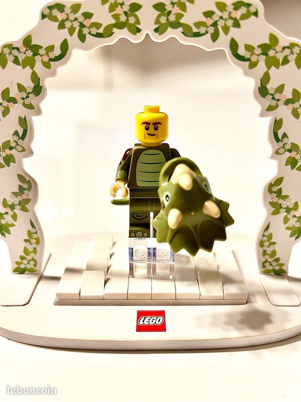 LEGO Minifigure Series 25 - Figurine Triceratops Costume Fan - col431 - Complet (image 6)